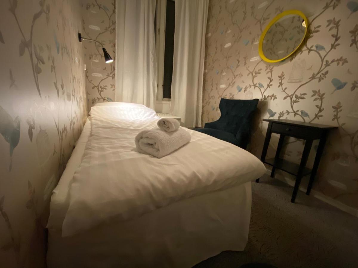 Hostel Fyristorg อุปซอลา ภายนอก รูปภาพ