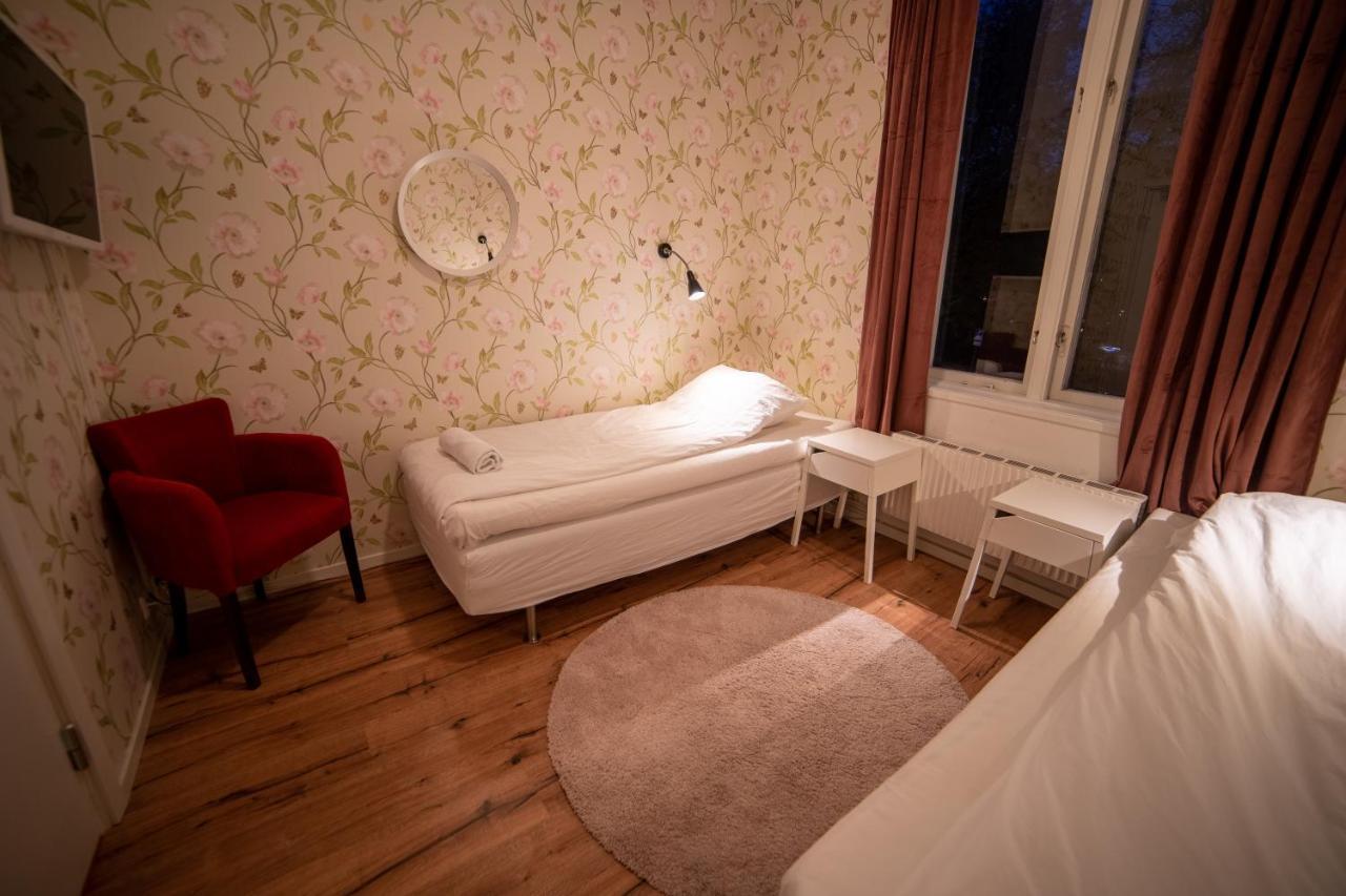 Hostel Fyristorg อุปซอลา ภายนอก รูปภาพ