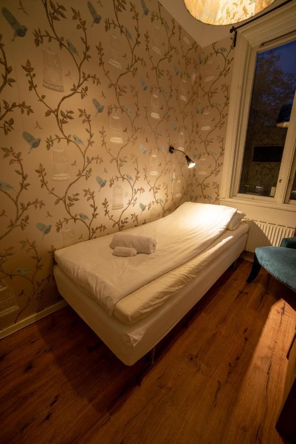 Hostel Fyristorg อุปซอลา ภายนอก รูปภาพ