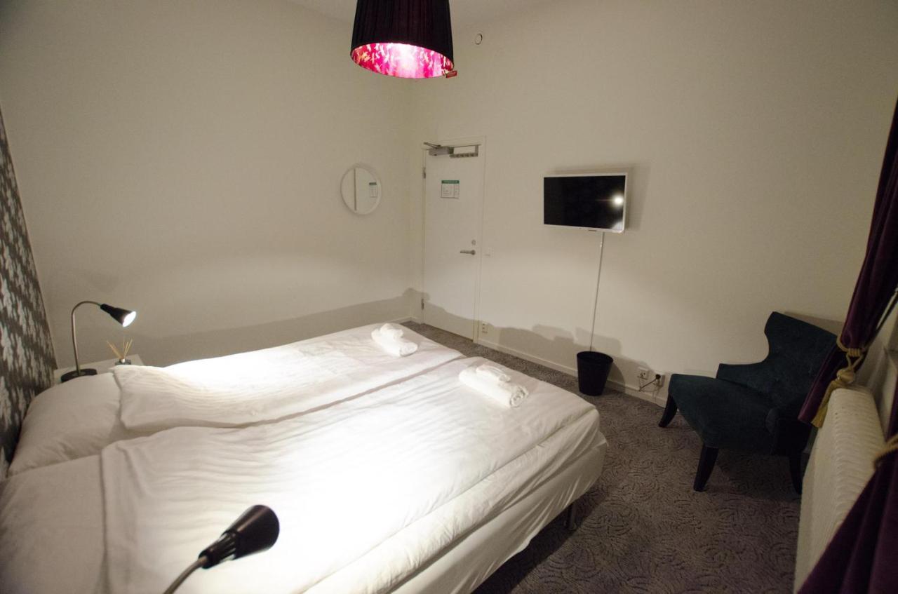 Hostel Fyristorg อุปซอลา ภายนอก รูปภาพ