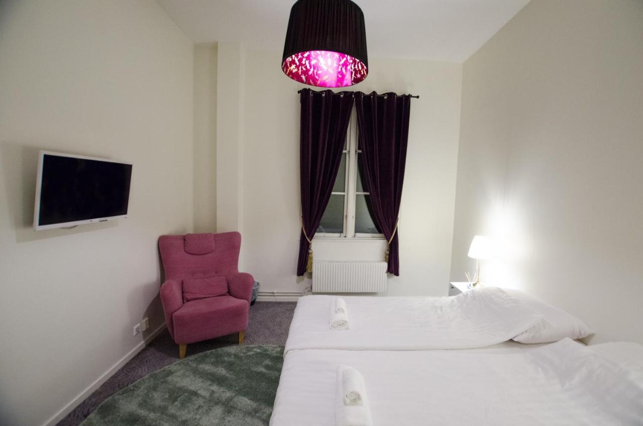 Hostel Fyristorg อุปซอลา ภายนอก รูปภาพ