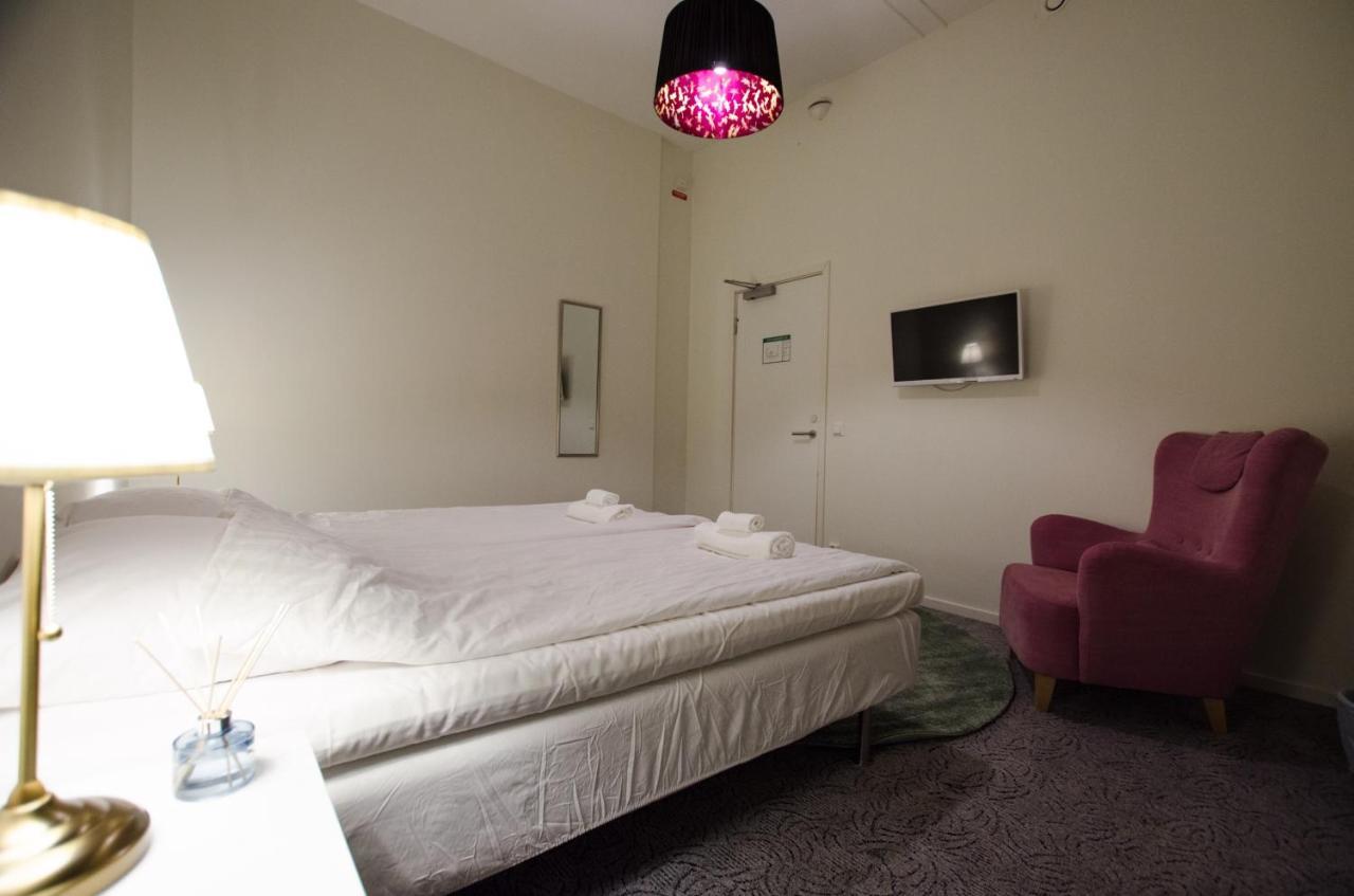 Hostel Fyristorg อุปซอลา ภายนอก รูปภาพ