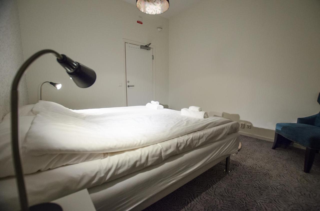 Hostel Fyristorg อุปซอลา ภายนอก รูปภาพ