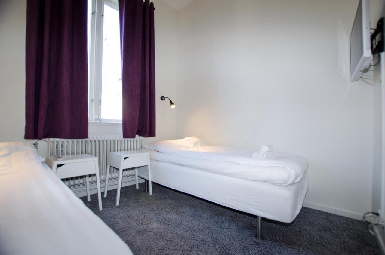 Hostel Fyristorg อุปซอลา ภายนอก รูปภาพ
